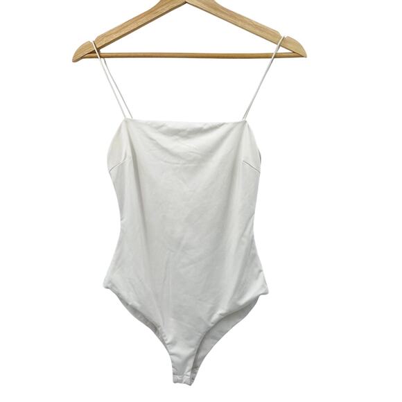 Princess polly White Bodysuit - Picture 1 of 3